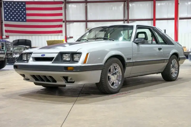 1986 Ford Mustang's photo