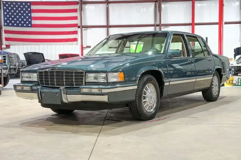 1992 Cadillac DeVille's photo