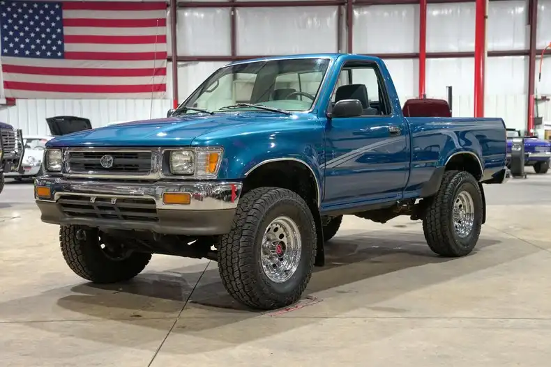 1995 Toyota Pickup's photo