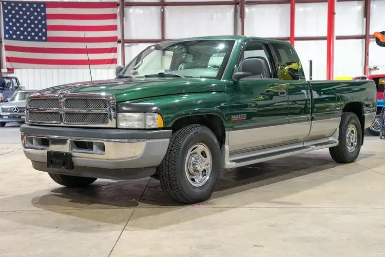 1998 Dodge Ram 1500 2500 QUAD CAB SWB's photo