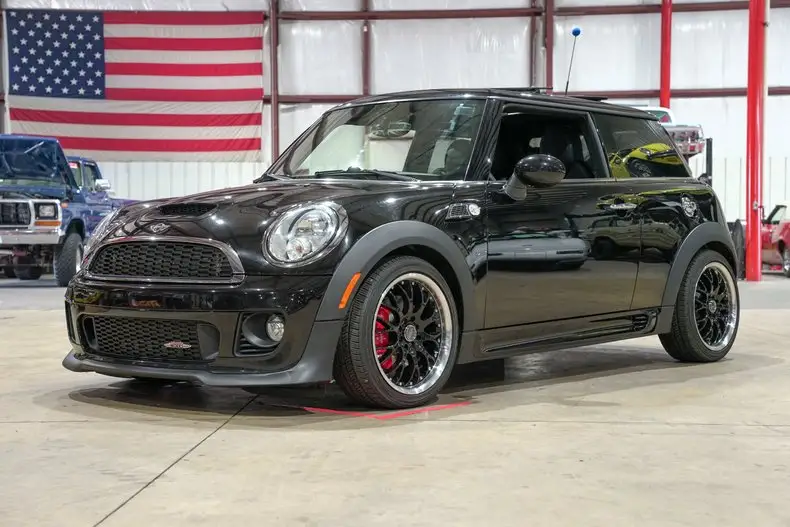 2012 MINI Cooper S photo 1