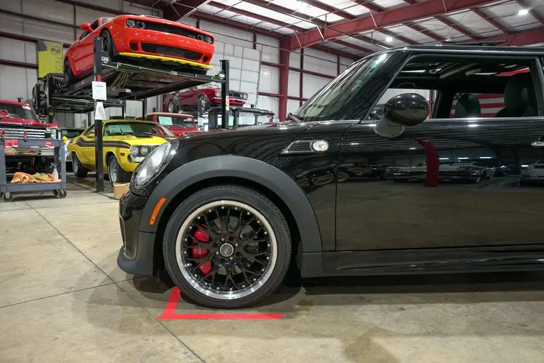 2012 MINI Cooper S photo 3
