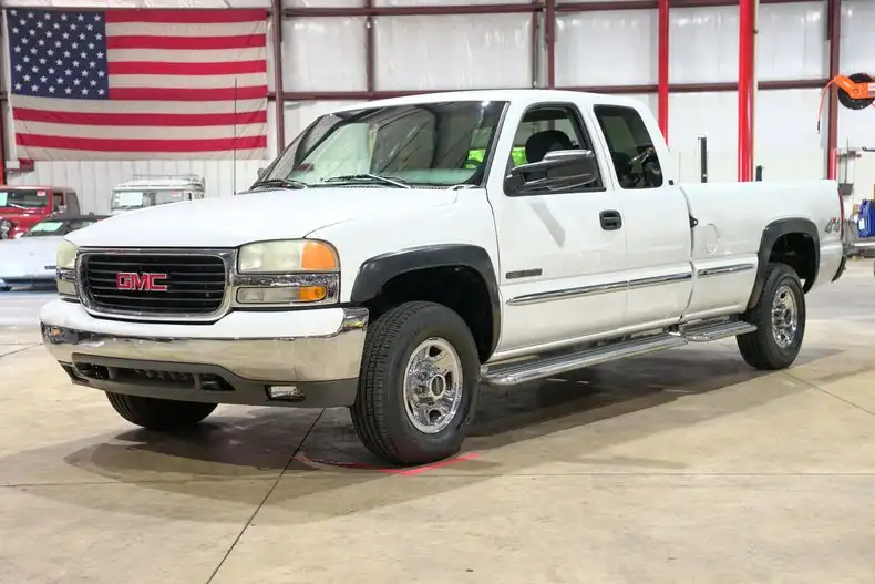 1999 GMC Sierra SLE Extended Cab SWB HD K2500's photo