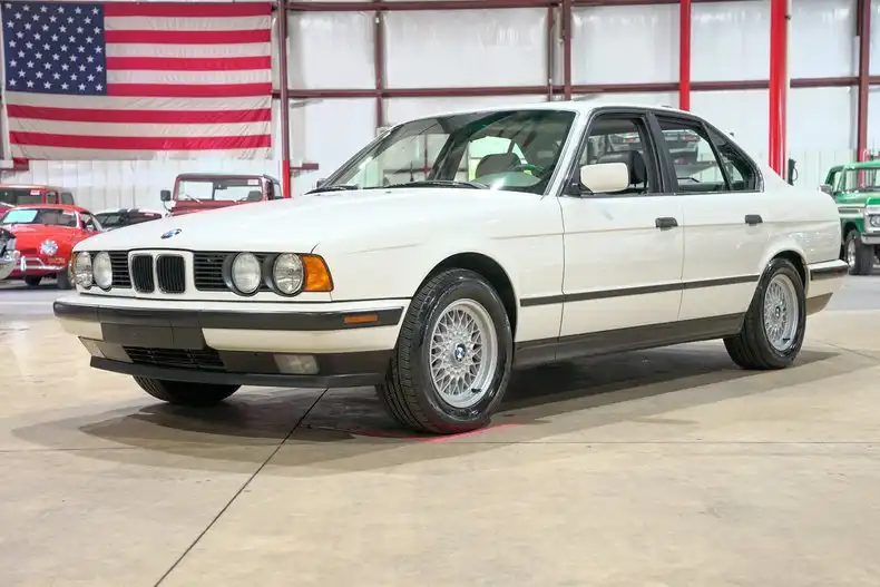 1993 BMW 5 Series 35i "E34 Excellence"'s photo