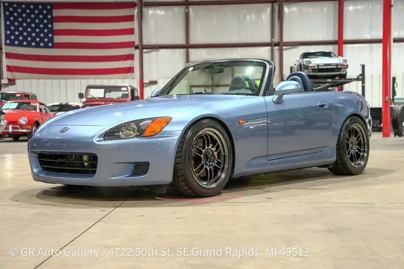 2002 Honda S2000 Base's photo