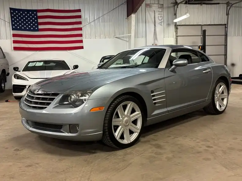 2004 Chrysler Crossfire Base's photo