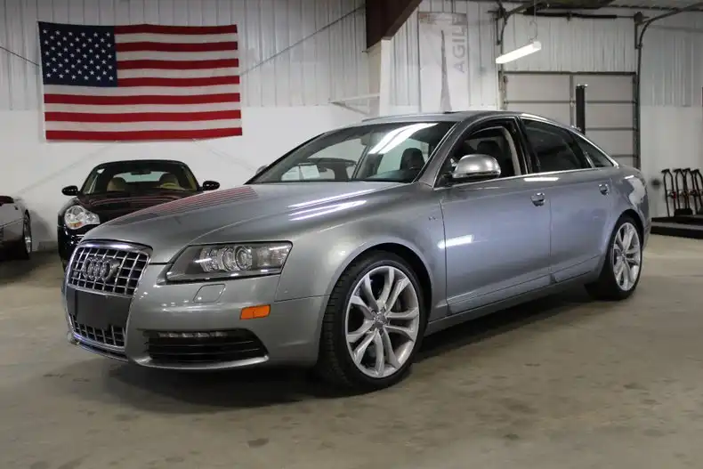 2009 Audi S6 5.2 quattro Tiptronic's photo