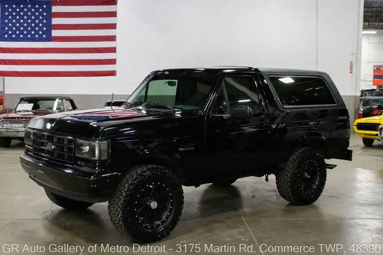 1989 Ford Bronco's photo