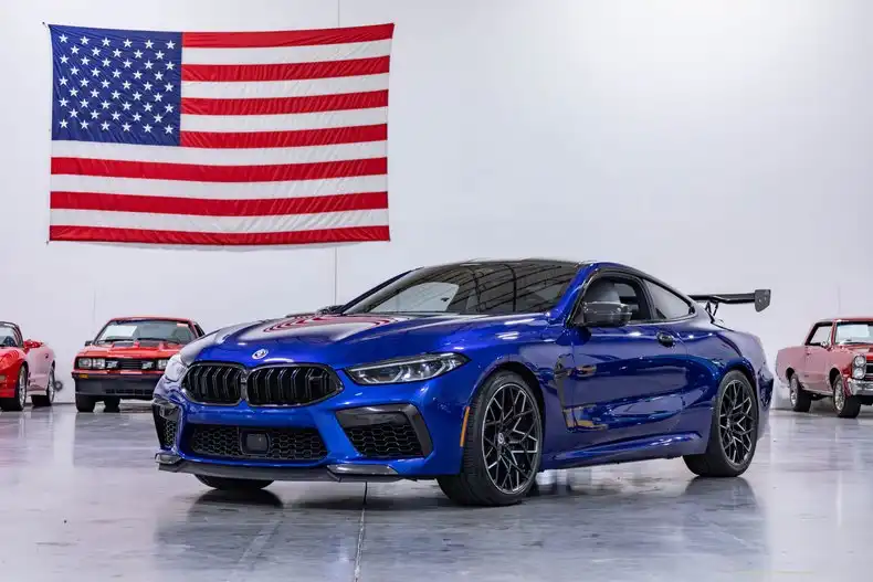2023 BMW M8 Competition's photo