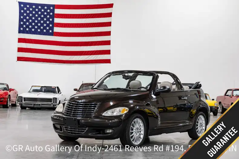 2005 Chrysler PT Cruiser GT Convertible's photo