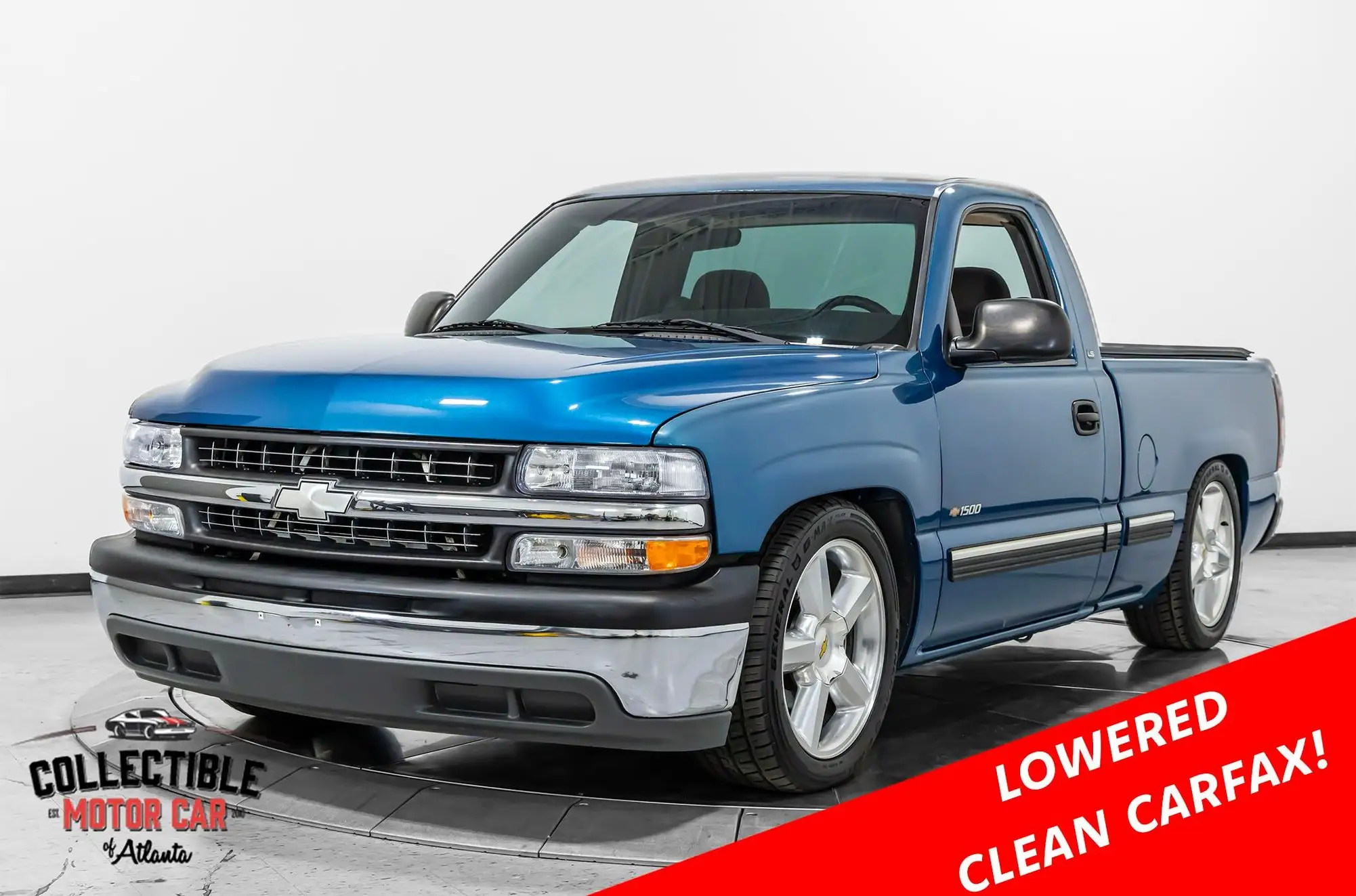 2002 Chevrolet Silverado 1500 Regular Cab SWB photo 1