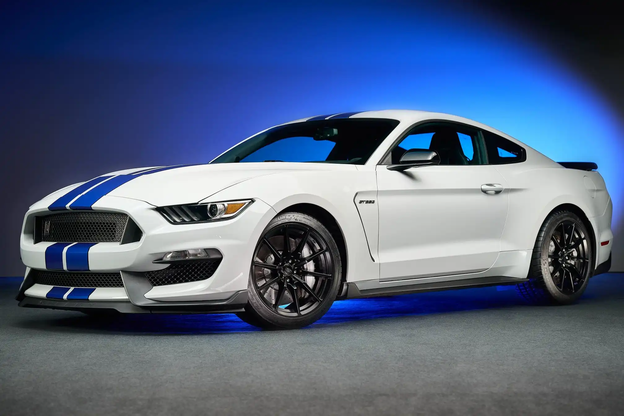 2016 Ford Mustang Shelby GT350's photo