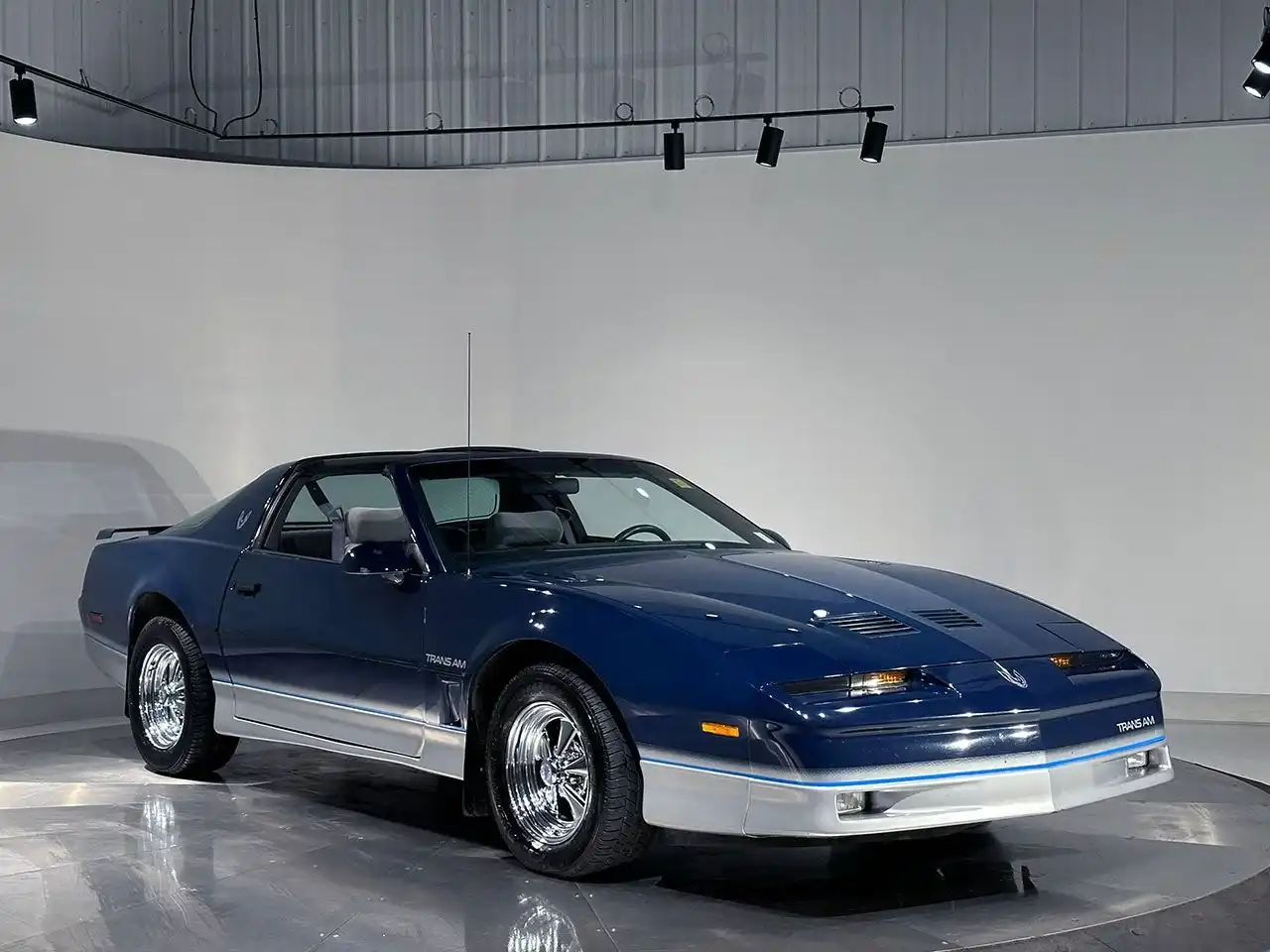 1985 Pontiac Firebird's photo