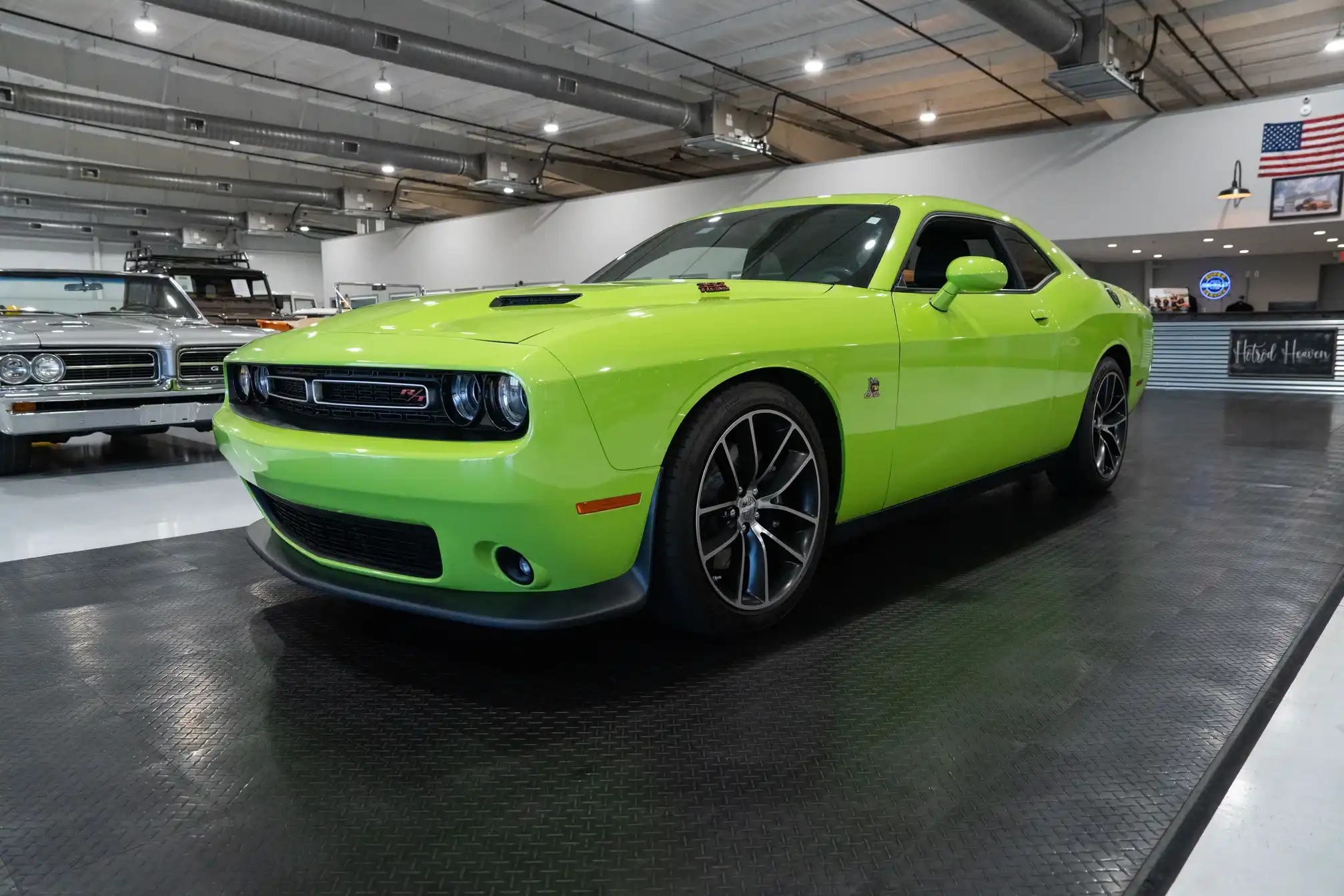 2015 Dodge Challenger Scat Pack's photo