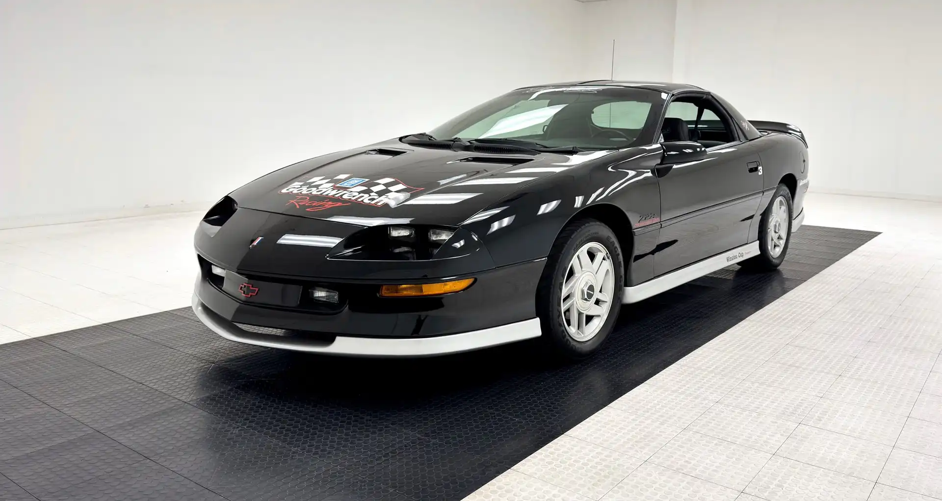 1994 Chevrolet Camaro Z28 Coupe's photo