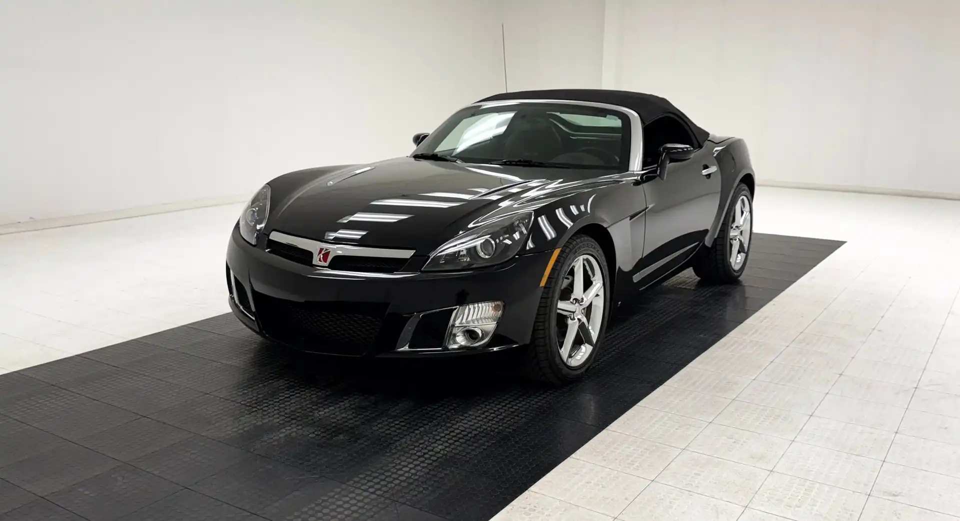 2007 Saturn Sky Red Line's photo
