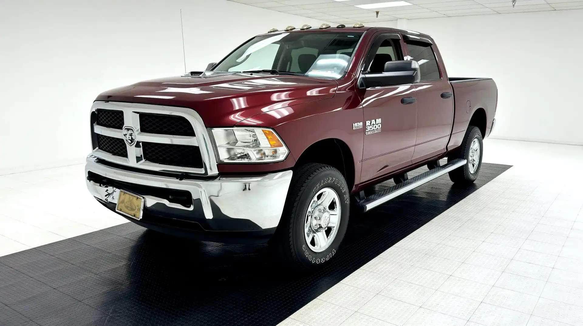 2018 RAM 3500 Tradesman 4WD Crew Cab SWB's photo