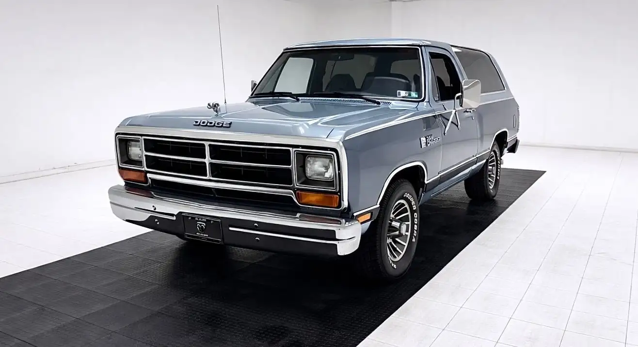 1987 Dodge Ramcharger 150 LE's photo