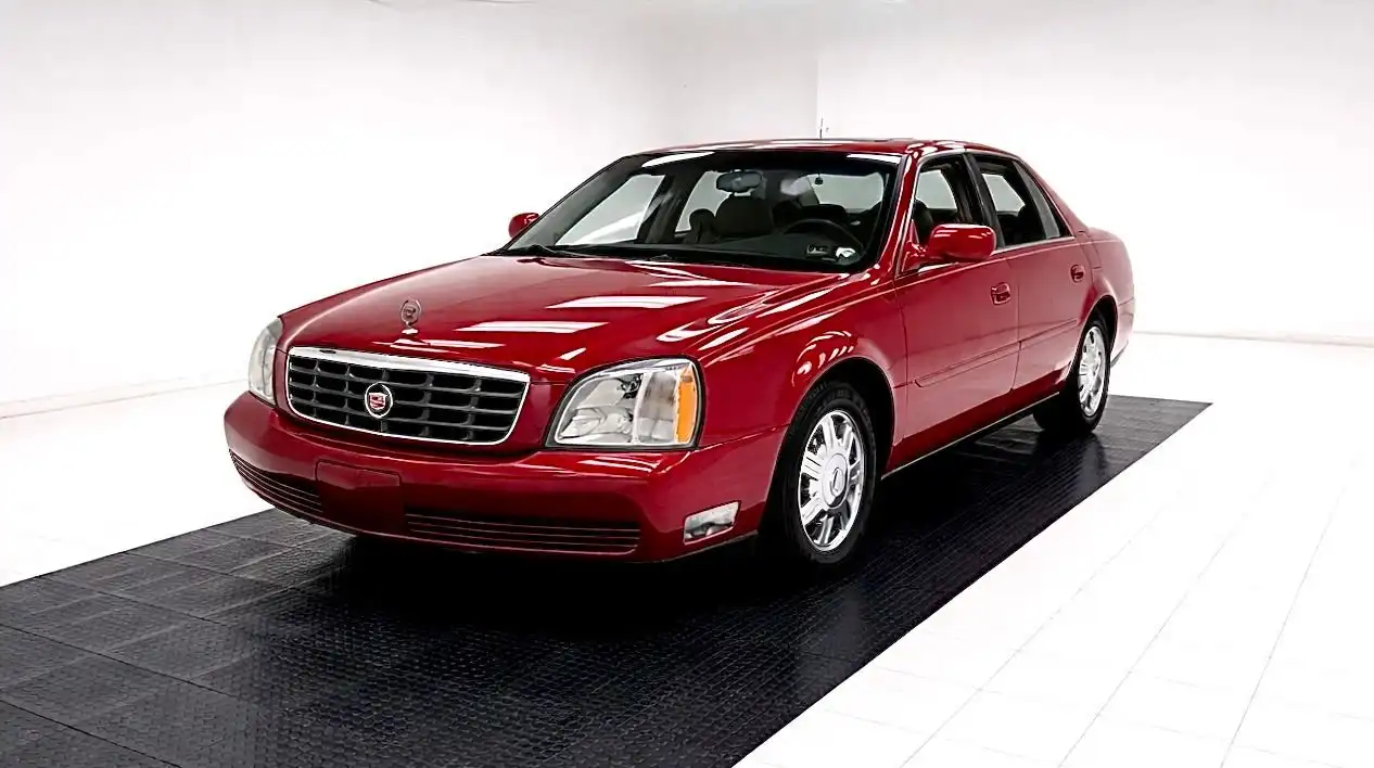2004 Cadillac DeVille Base's photo