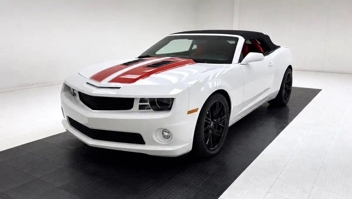 2012 Chevrolet Camaro 6.2 2SS Convertible's photo