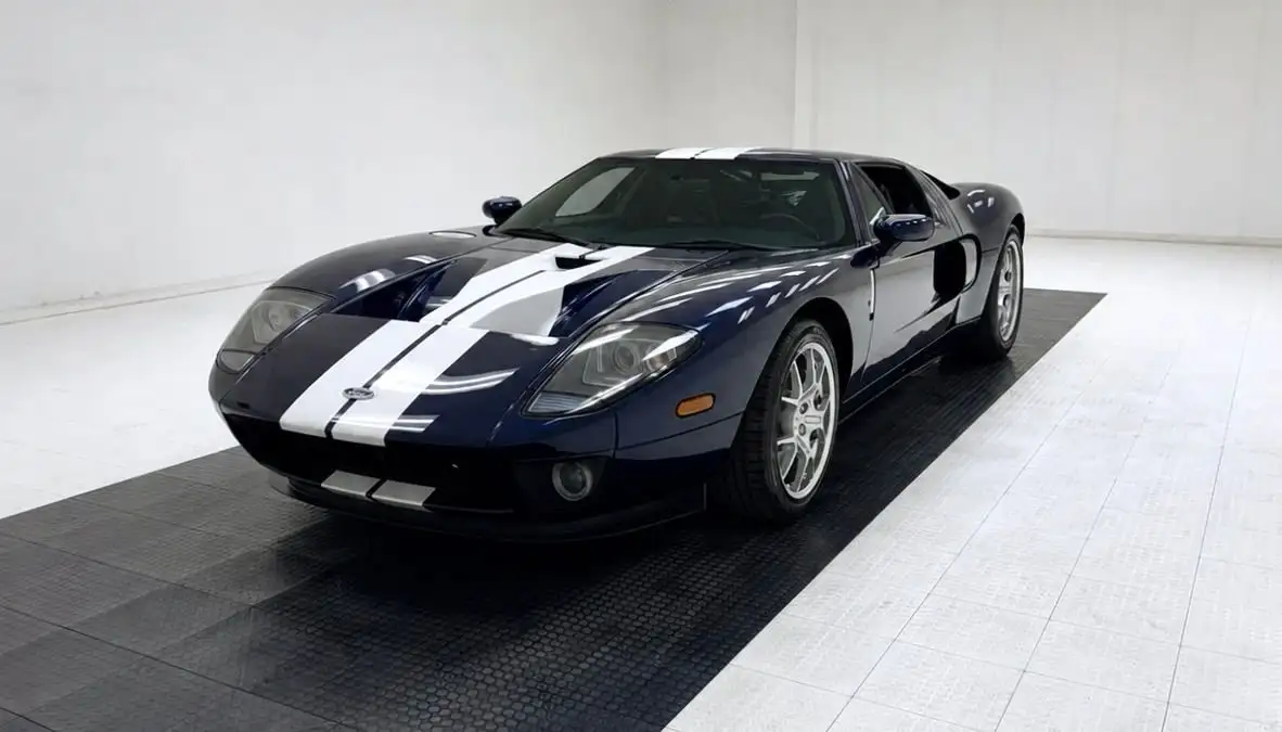 2005 Ford GT Base's photo