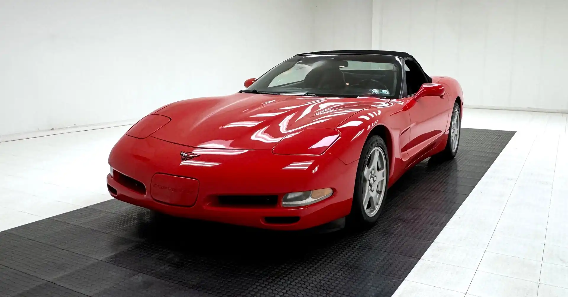 1998 Chevrolet Corvette Base's photo