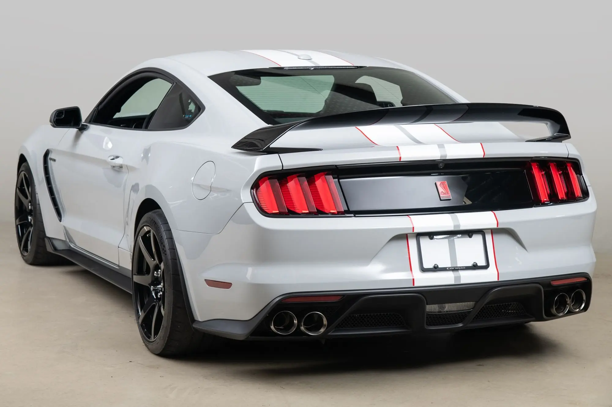 2015 Ford Mustang undefined photo 4