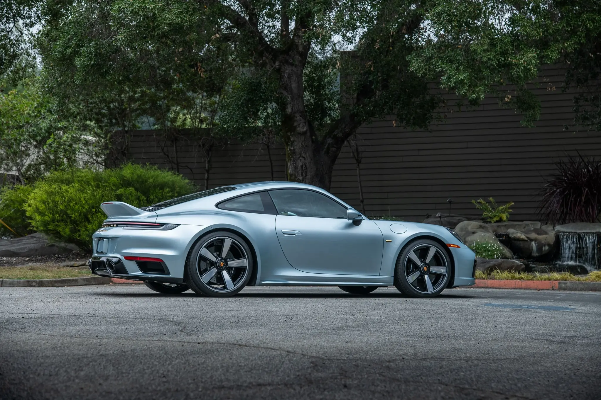 2023 Porsche 911 Sport Classic photo 4