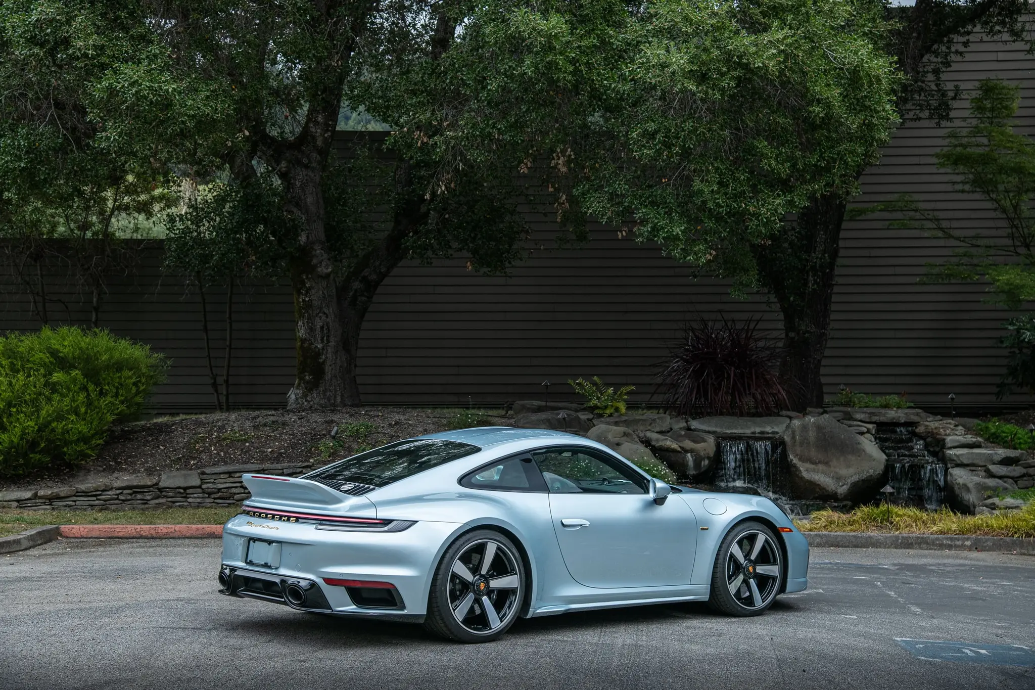 2023 Porsche 911 Sport Classic photo 5