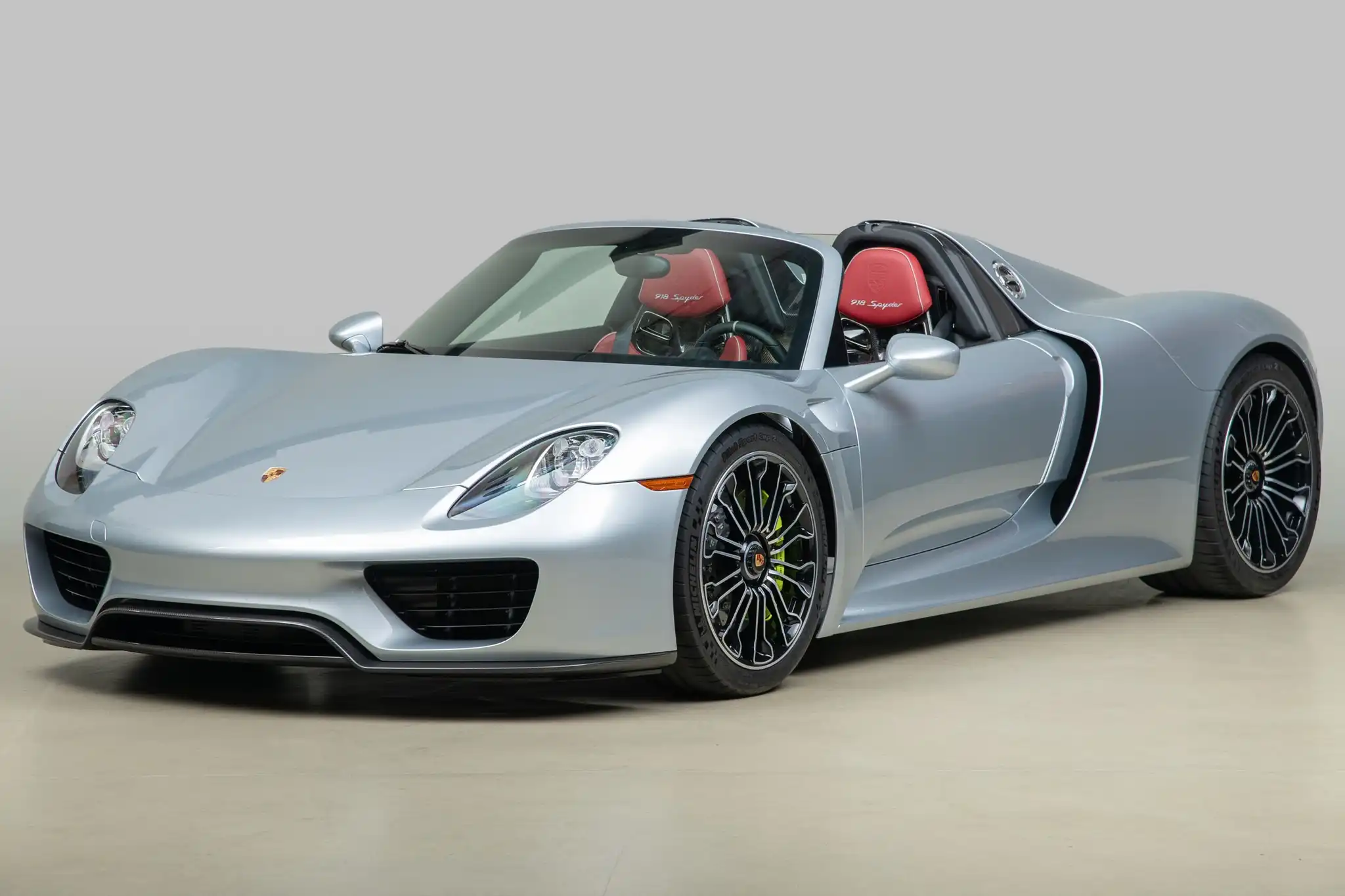 2015 Porsche 918 Spyder Spyder's photo