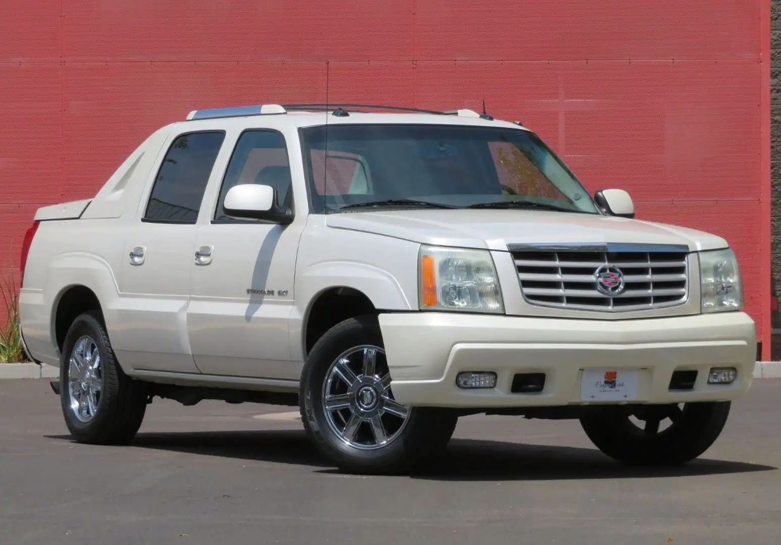 2003 Cadillac Escalade EXT Base's photo
