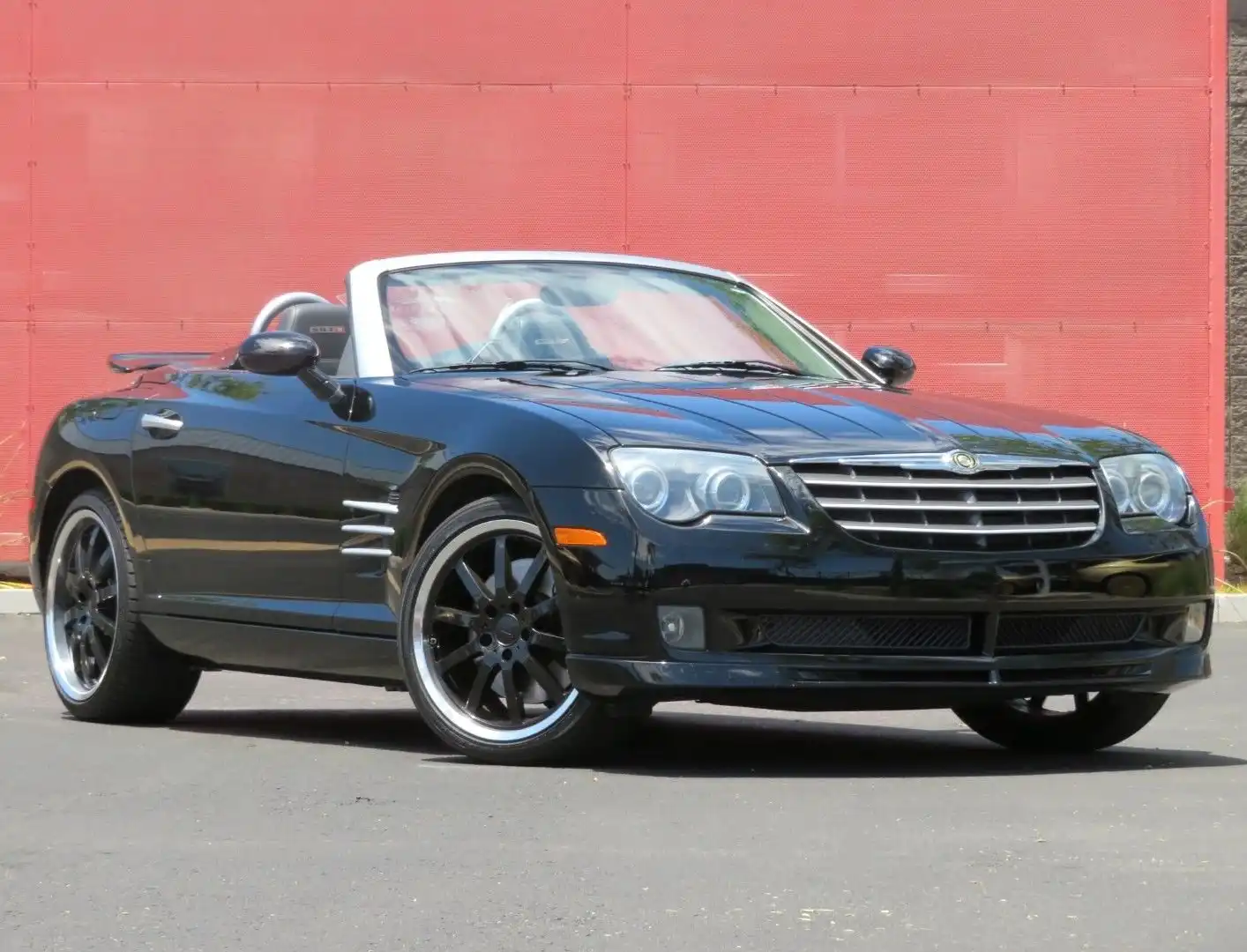 2005 Chrysler Crossfire SRT-6's photo