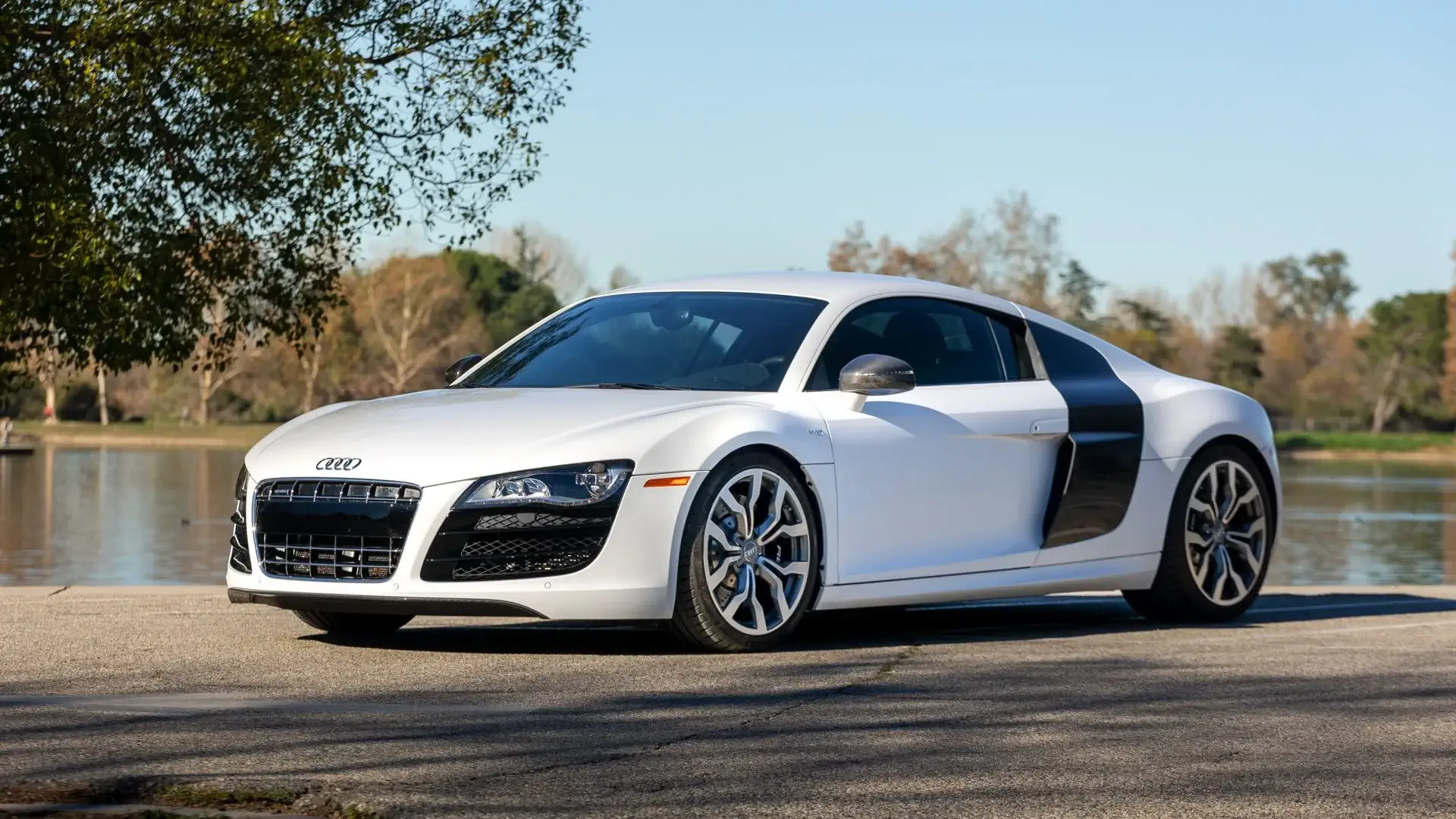 2012 Audi R8 5.2 quattro Manual photo 1
