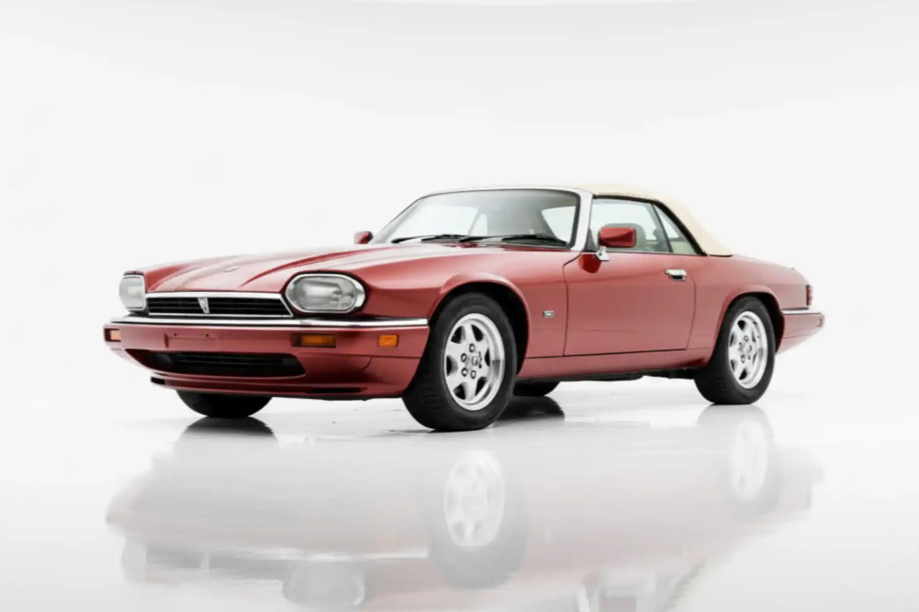 1994 Jaguar XJS's photo