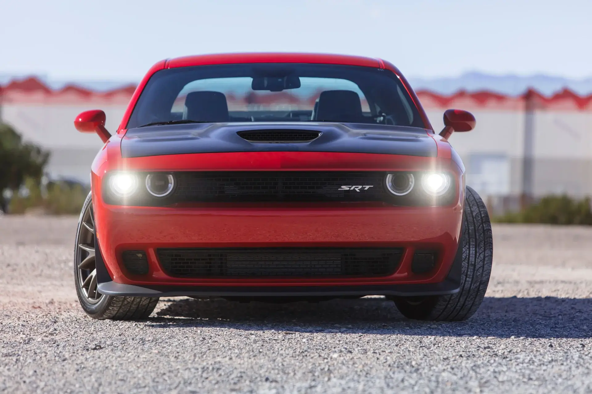 2016 Dodge Challenger SRT Hellcat photo 4