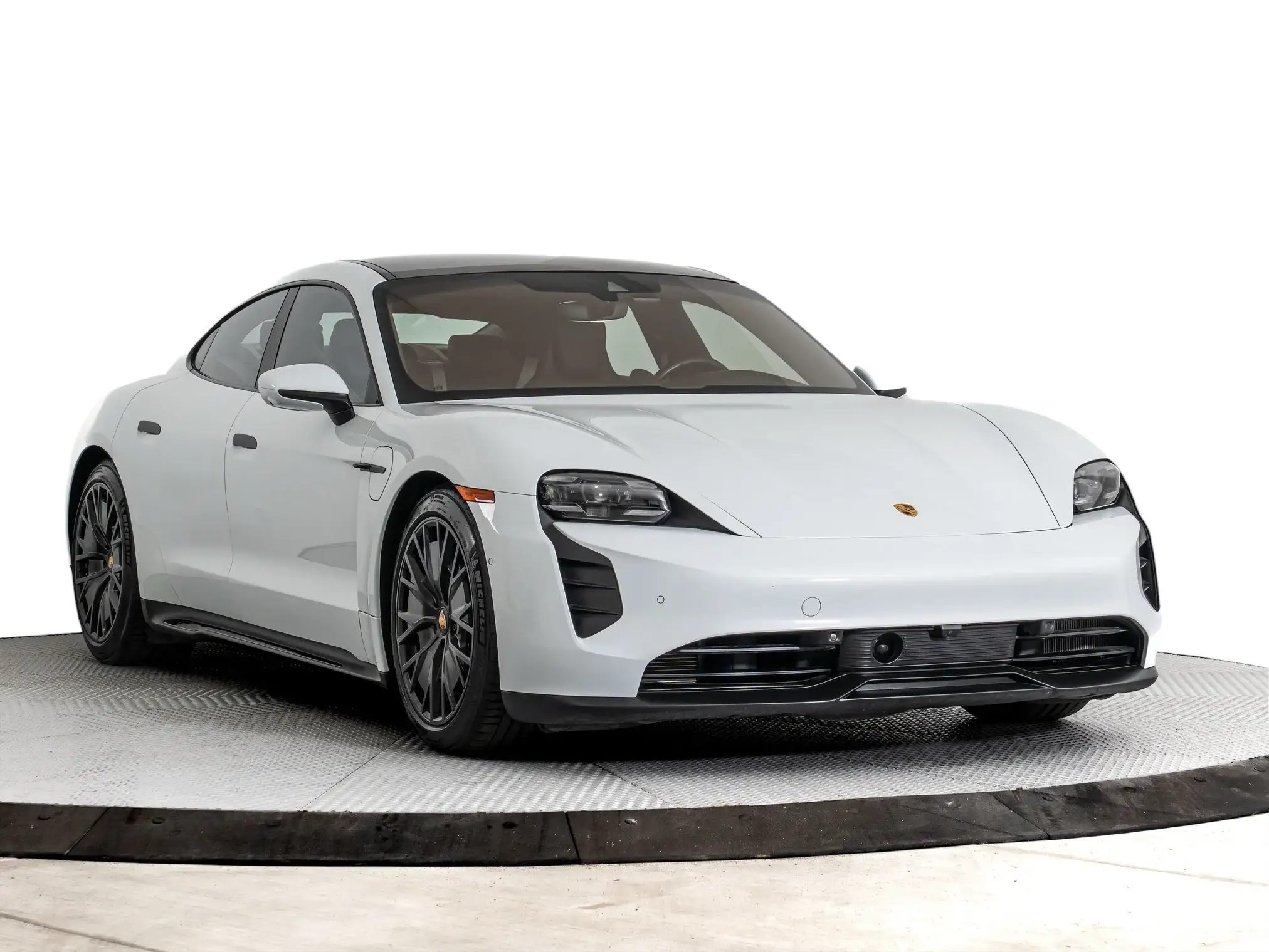 2024 Porsche Taycan GTS photo 1