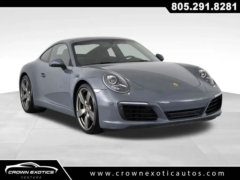 2017 Porsche 911 Carrera 4 Coupe's photo