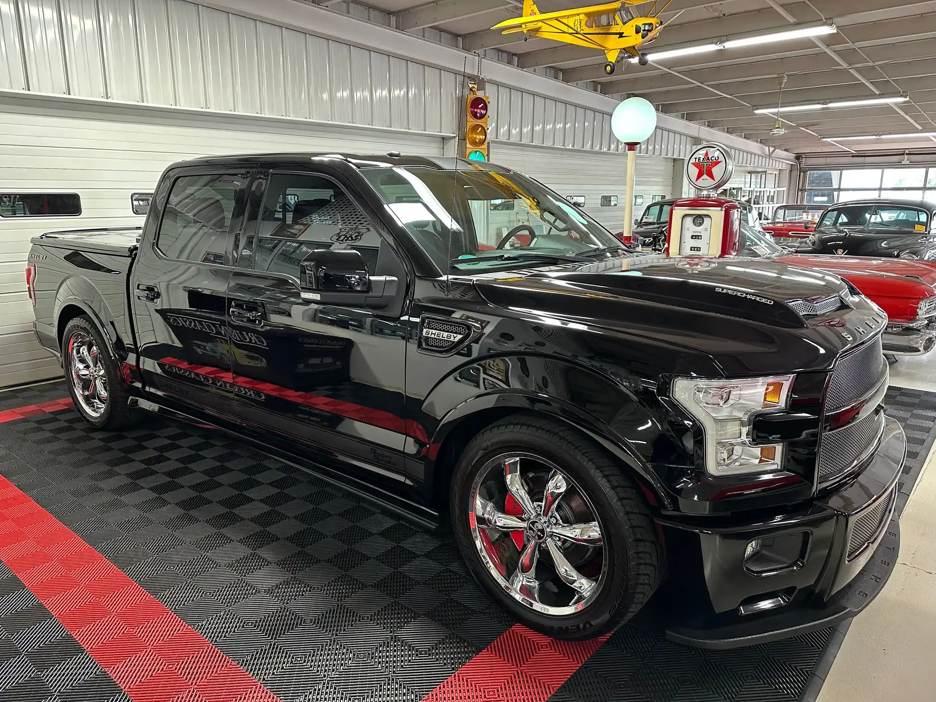 2017 Ford F-150 Lariat 4x4 SuperCrew 5-1/2 Box's photo