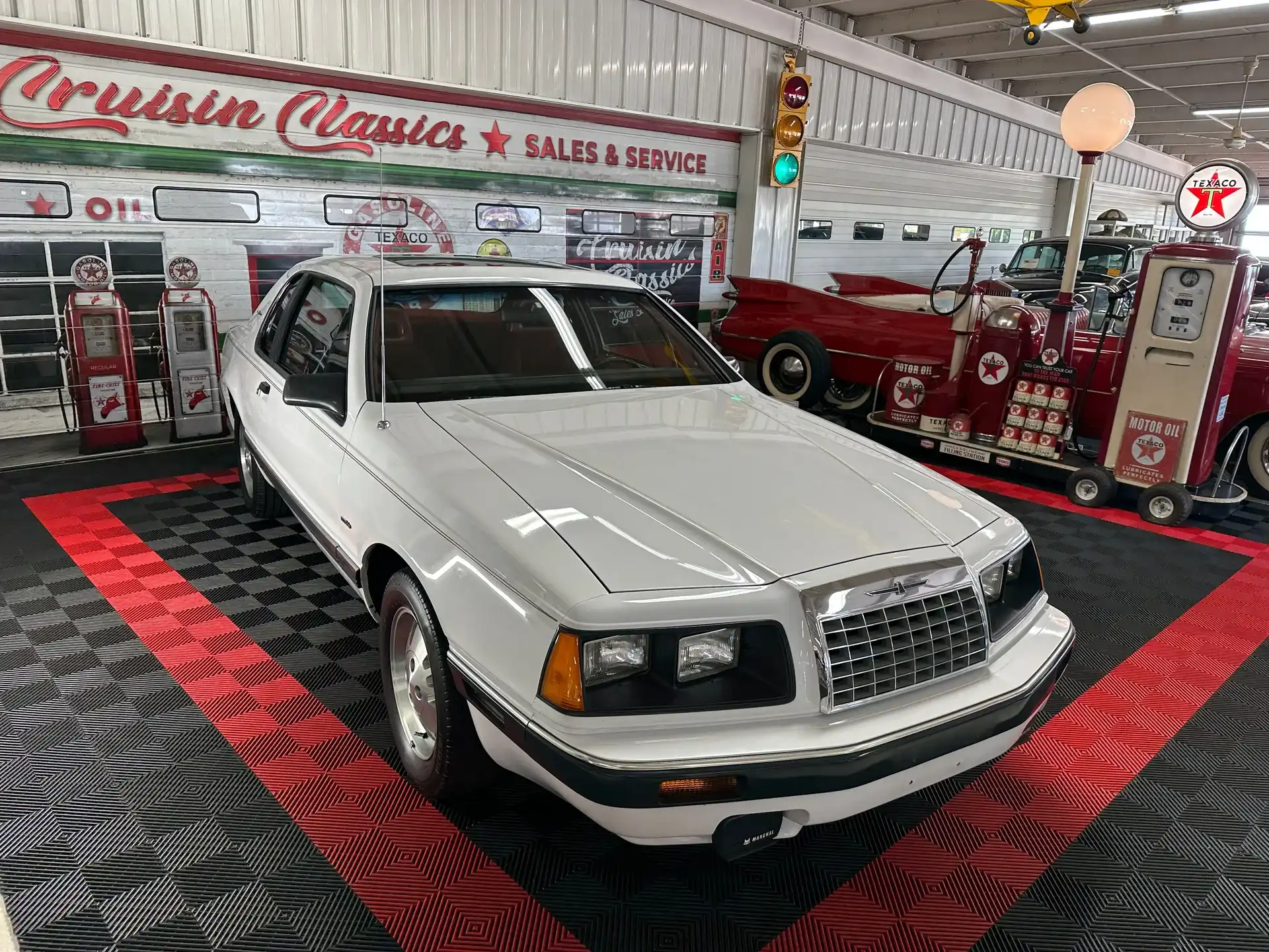 1984 Ford Thunderbird's photo