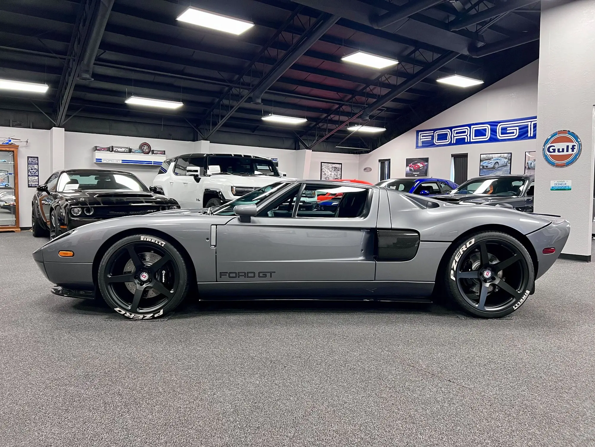 2006 Ford GT Base photo 3