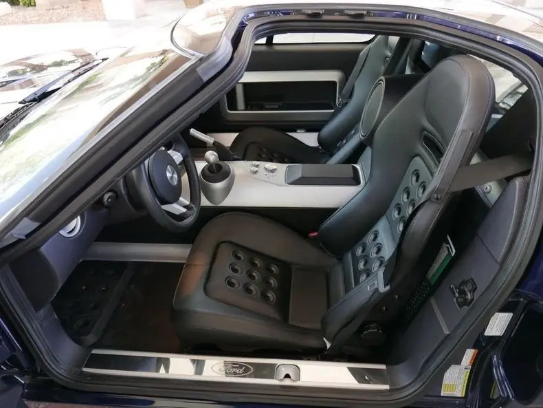 2006 Ford GT Base photo 5