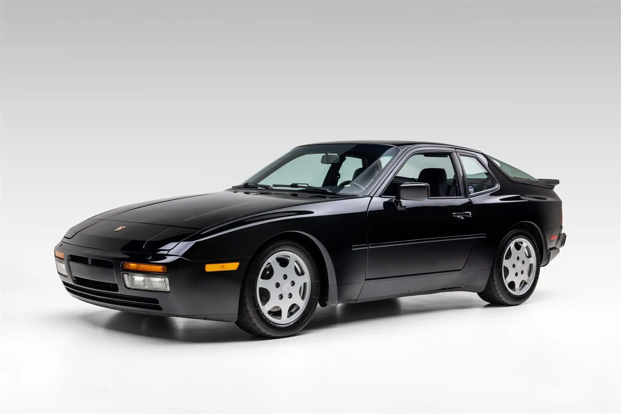 1989 Porsche 944's photo