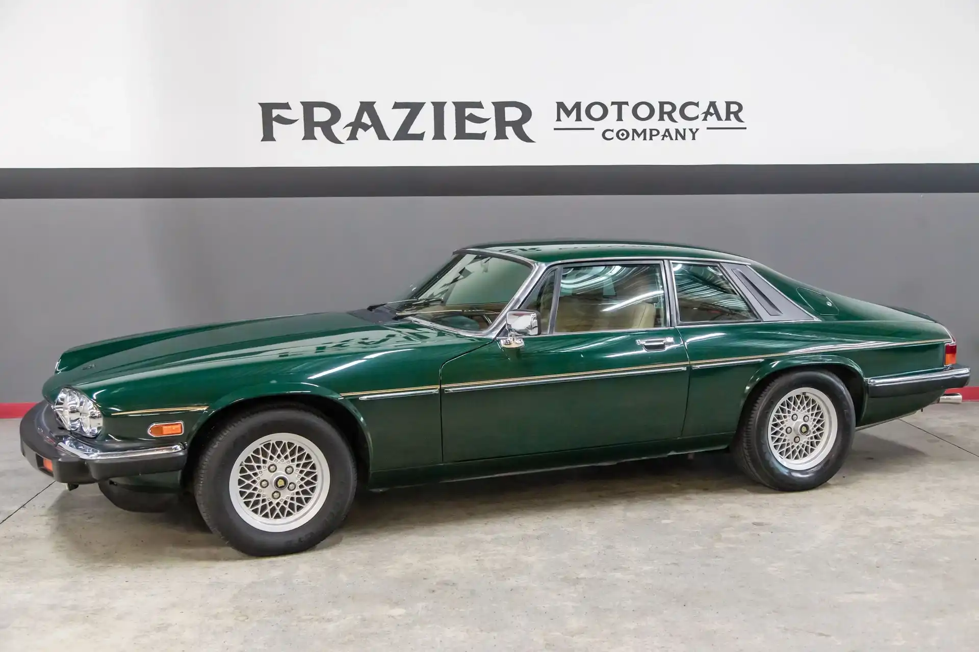 1989 Jaguar XJS's photo