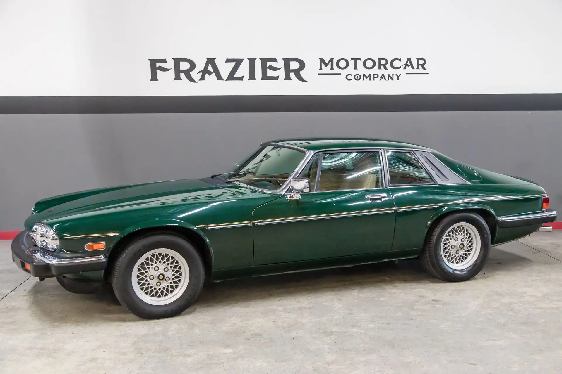 1989 Jaguar XJS's photo