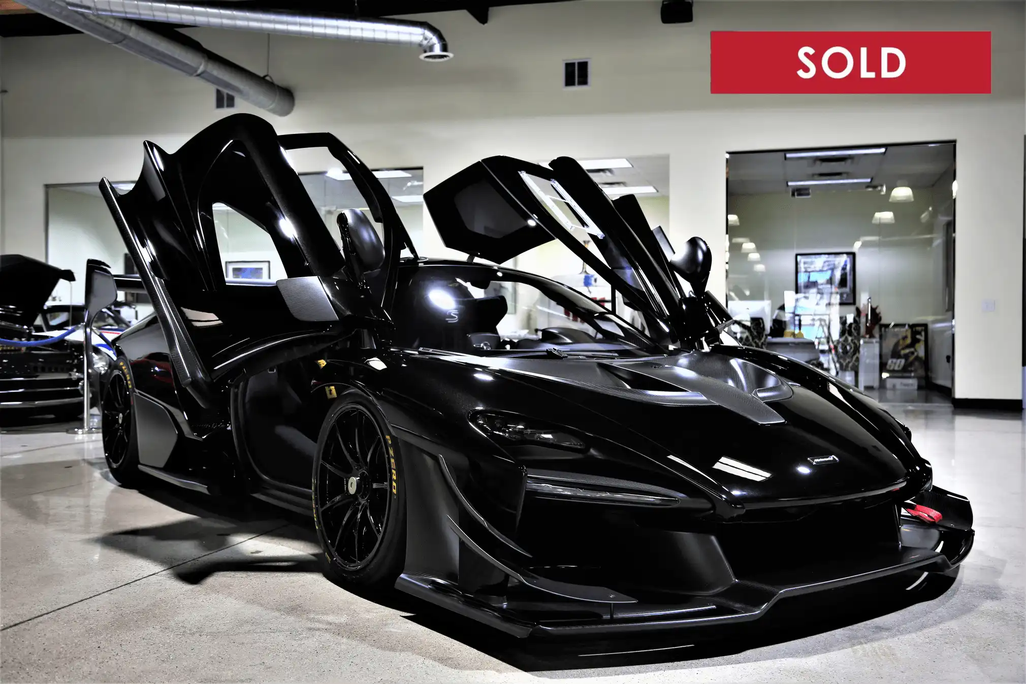2020 McLaren Senna's photo