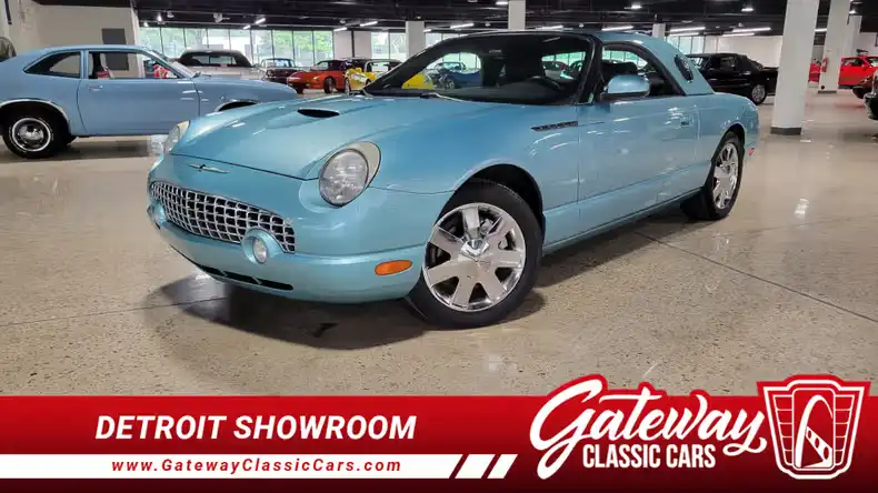 2004 Ford Thunderbird Deluxe's photo
