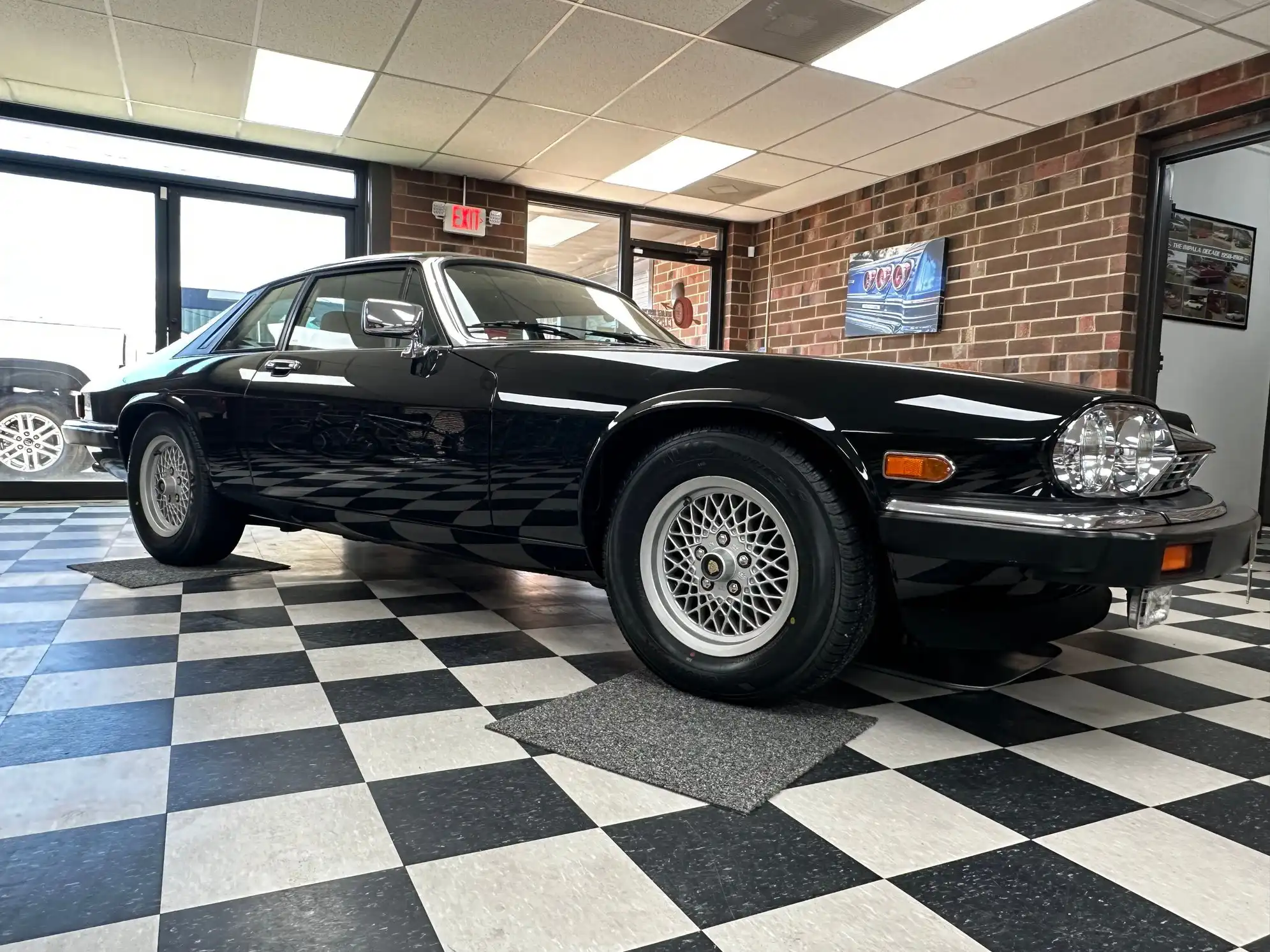 1990 Jaguar XJS's photo