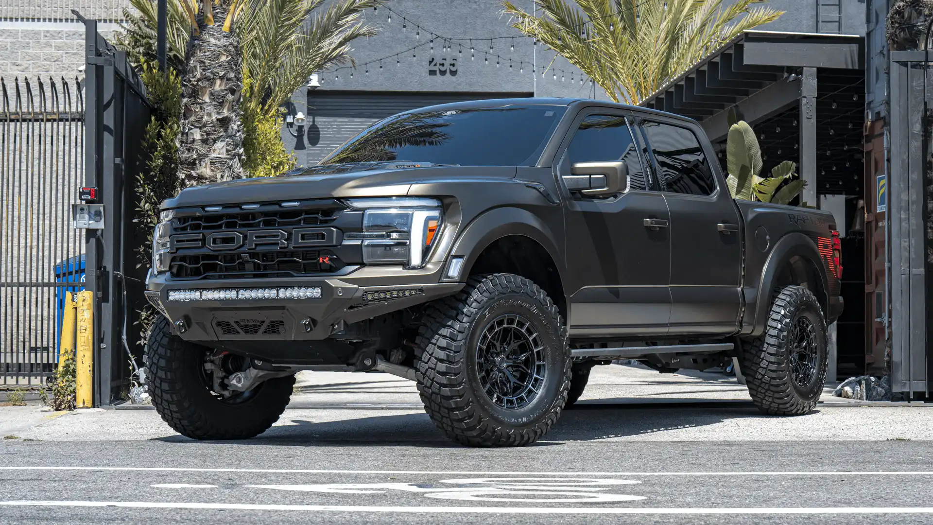2024 Ford F-150 Raptor 4x4 SuperCrew 5-1/2 Box's photo
