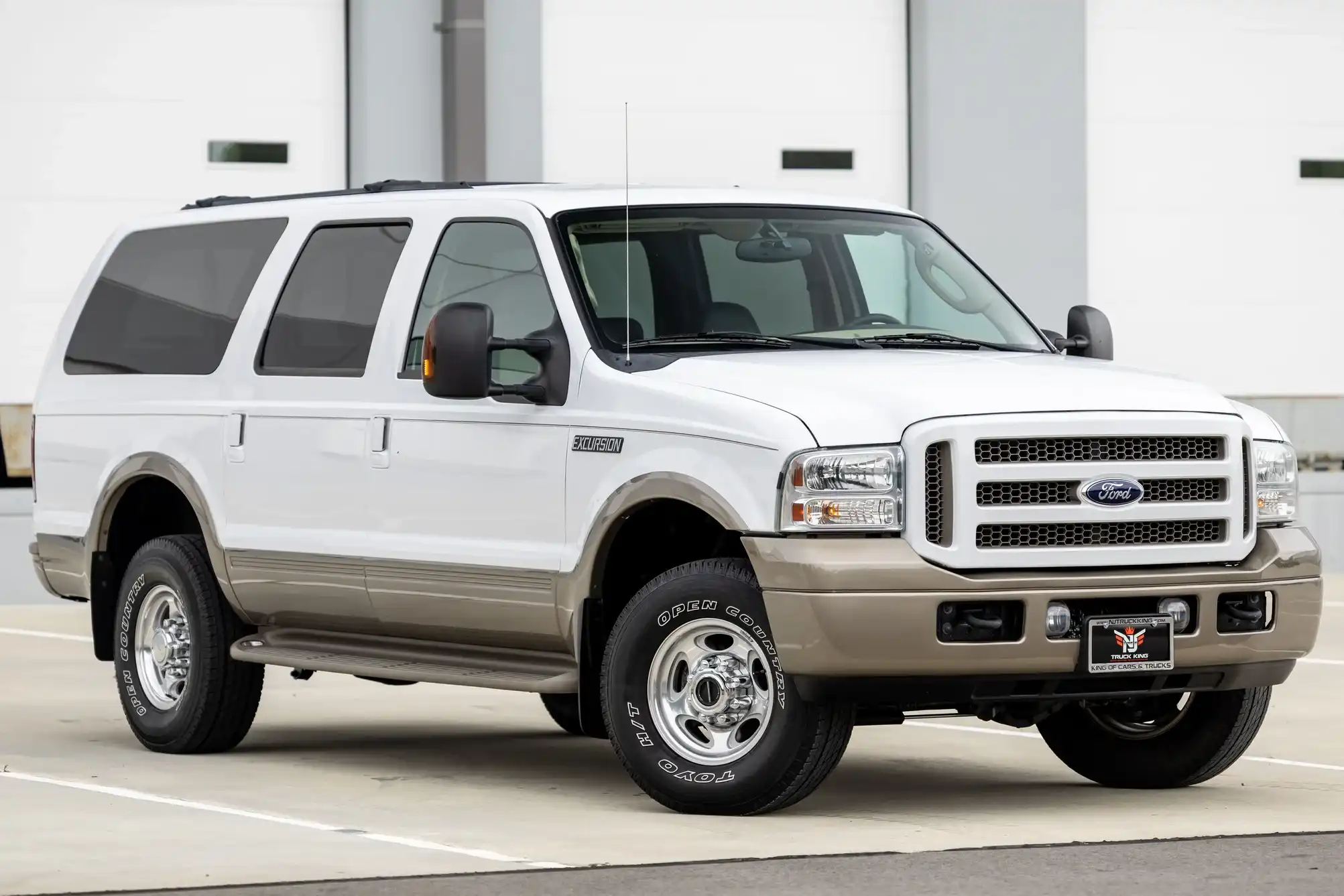 2005 Ford Excursion Eddie Bauer 4x4 6.0L's photo