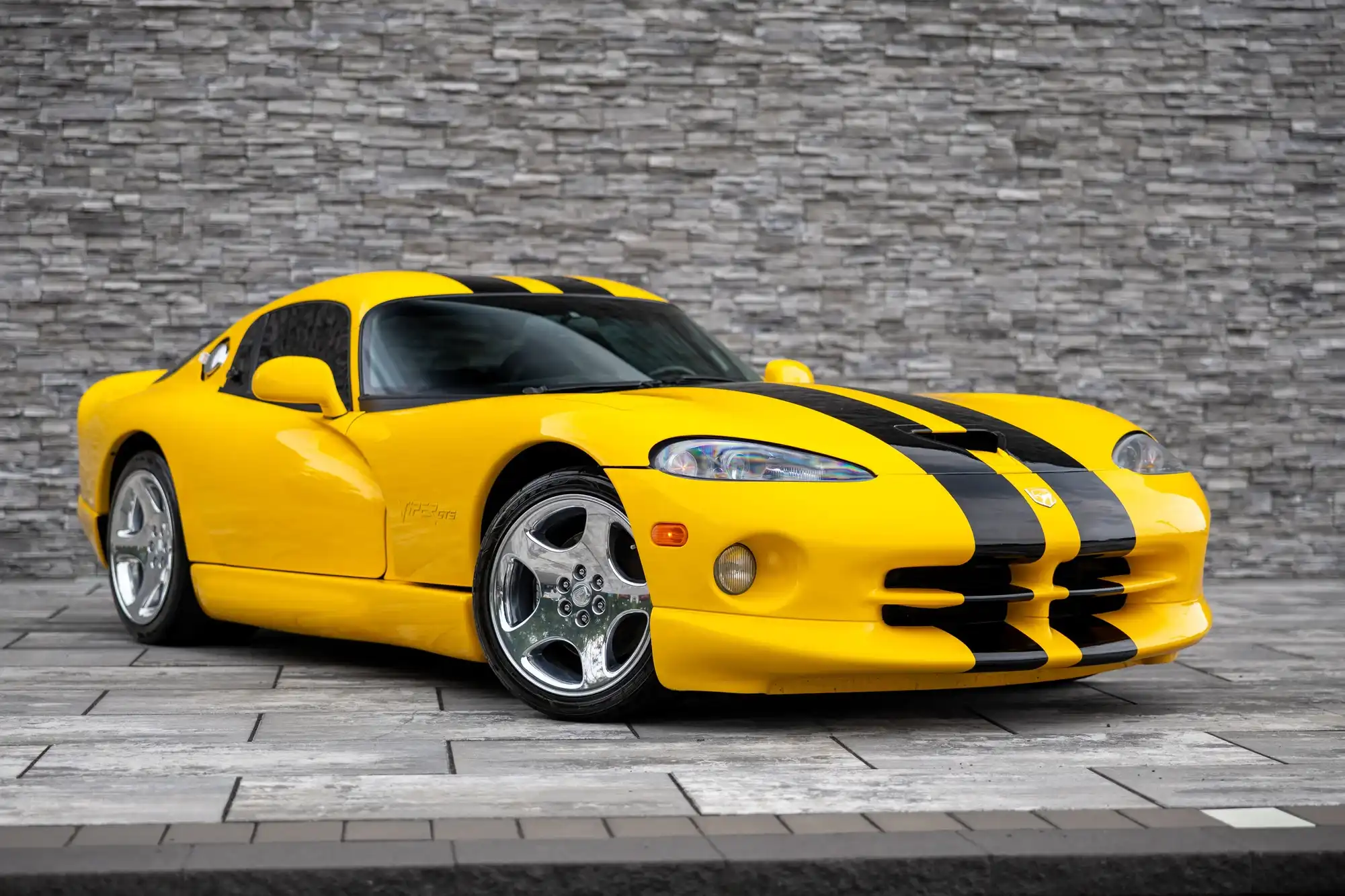 2001 Dodge Viper GTS COUPE's photo